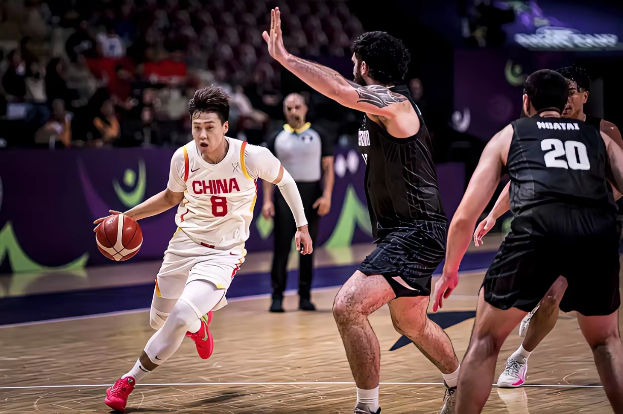 IM体育社区互动入口-篮网完成逆转，挺进东部冠军赛