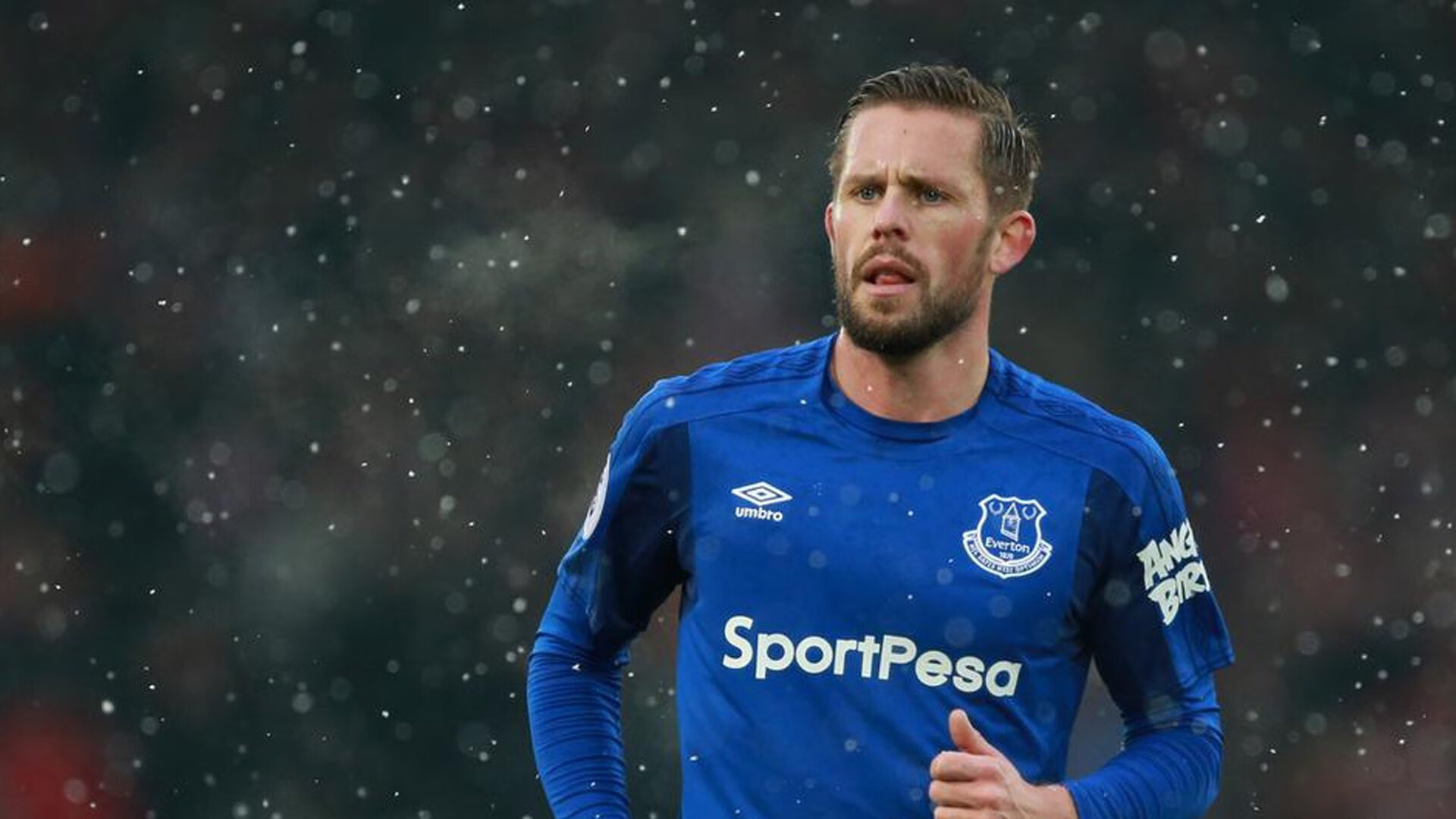 霓虹赛道上的胜负手，基米希的F1街道赛之夜